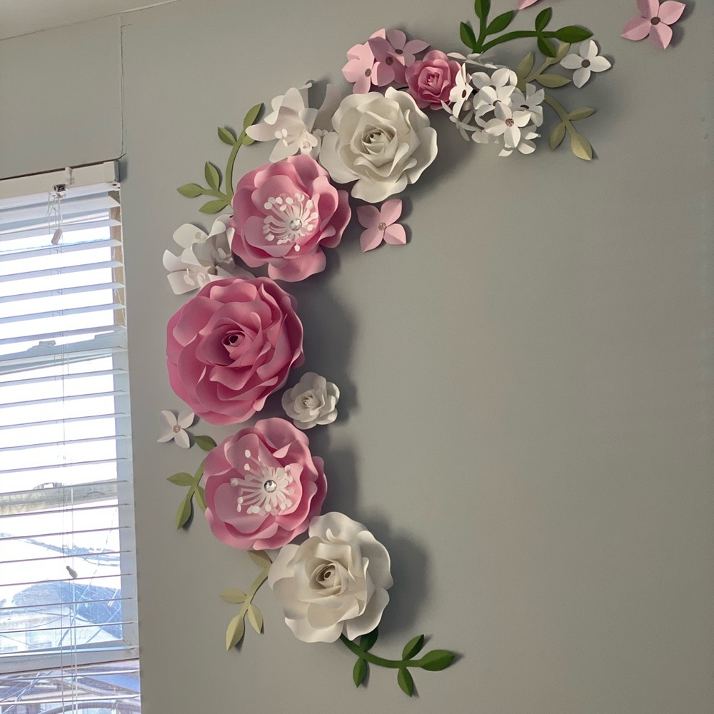 Set of handmade flowers for nursery decoration